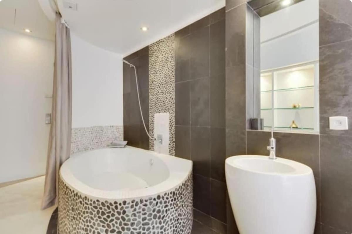 Magnifique Appartement Parisien - Marais Exteriér fotografie